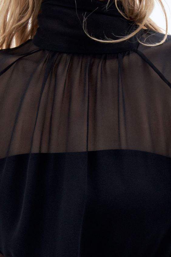 Filippa K L8HHT196 Bekleidung Schwarz Frauen Transparente Bluse mit Bindekragen