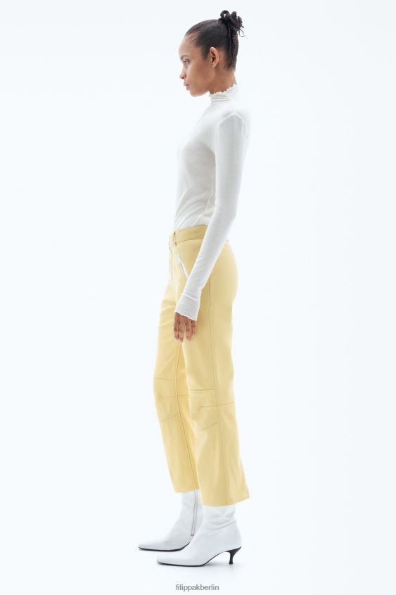 Filippa K L8HHT117 Bekleidung heller Bernstein Frauen Kick-Flare-Lederhose