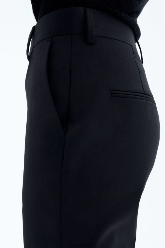 Filippa K L8HHT92 Bekleidung Schwarz Frauen Kurze Kick-Flare-Hose