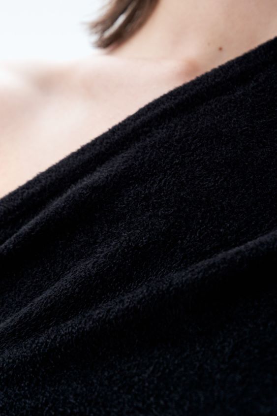 Filippa K L8HHT212 Bekleidung Schwarz Frauen einschultriges Kleid