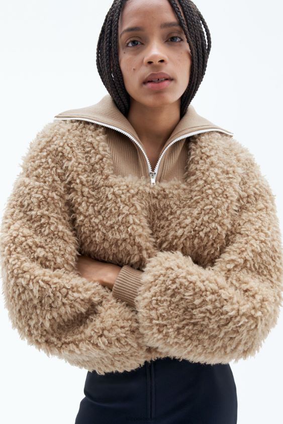 Filippa K L8HHT16 Bekleidung Sandbeige Frauen Kunstpelzjacke mit halbem Reißverschluss