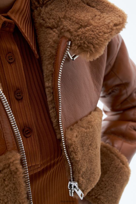 Filippa K L8HHT3 Bekleidung Kastanie Frauen Kurz geschnittene Lammfelljacke