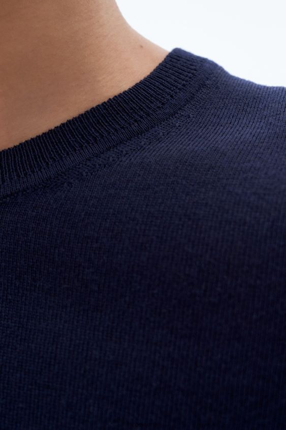 Filippa K L8HHT48 Bekleidung Marine Frauen Merinopullover mit R-Ausschnitt