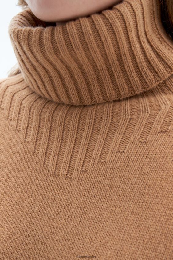Filippa K L8HHT76 Bekleidung Kamel Frauen Rollkragenpullover aus Wolle