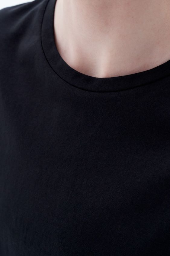 Filippa K L8HHT143 Bekleidung Schwarz Frauen T-Shirt aus weicher Baumwolle