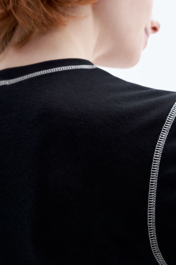 Filippa K L8HHT147 Bekleidung Schwarz Frauen Oberteil aus geschrumpfter Wolle
