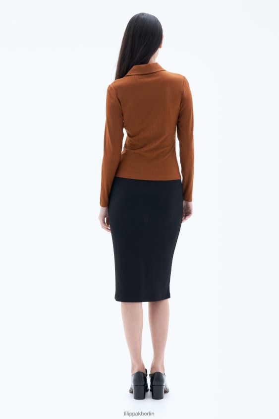 Filippa K L8HHT158 Bekleidung Kastanie Frauen Glänzendes Ripp-Polo mit Knöpfen