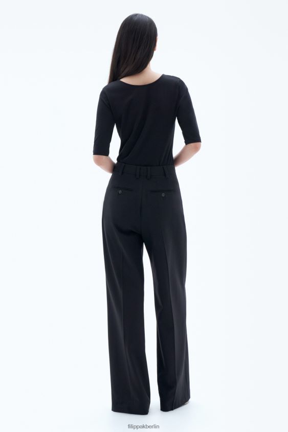 Filippa K L8HHT163 Bekleidung Schwarz Frauen Oberteil aus Baumwollstretch mit U-Ausschnitt