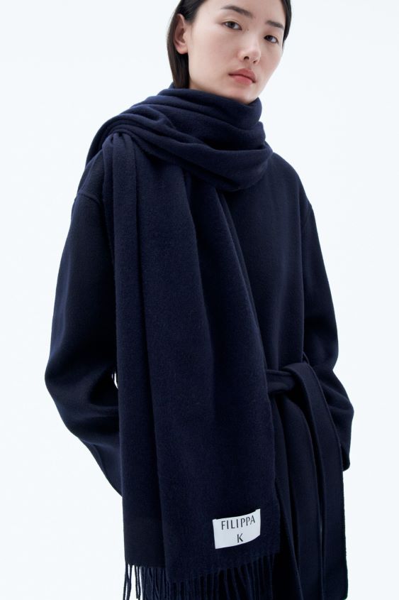 Filippa K L8HHT424 Zubehörteil Marine Frauen Schal aus Kaschmirmischung