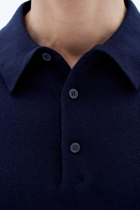 Filippa K L8HHT287 Bekleidung Marine Männer Gestricktes Poloshirt