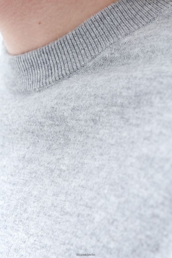 Filippa K L8HHT288 Bekleidung hellgrau meliert Männer Pullover aus Merinowolle aus Baumwolle