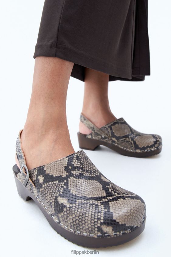 Filippa K x Swedish Hasbeens L8HHT451 Schuhe bedruckte Nougat-Schlange unisex Clog mit Rückenriemen