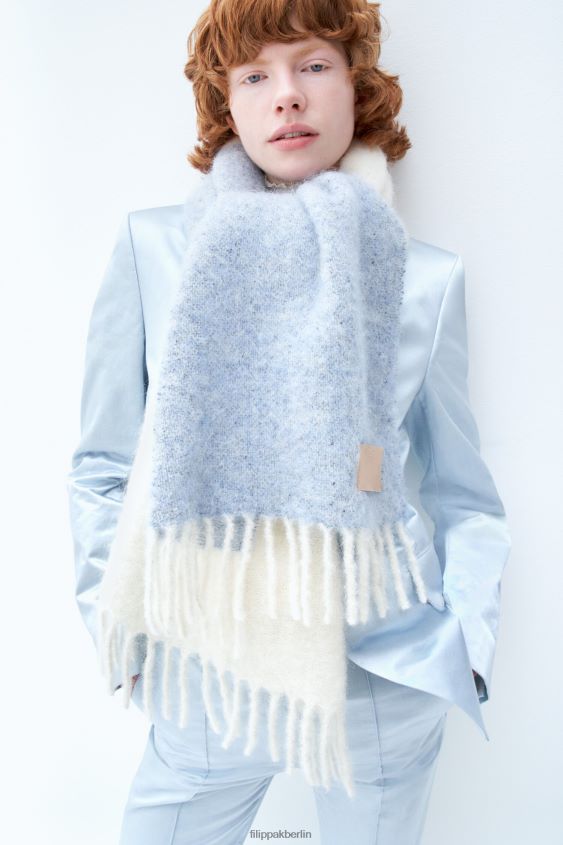 Filippa K L8HHT416 Zubehörteil Eisblau/Offwhite unisex Schal mit Bouclé-Farbblock